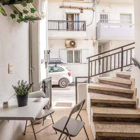 Frontyard Flat Near The Beach Appartamento *