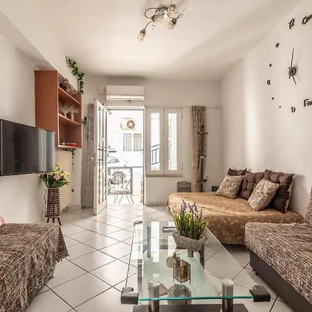 Appartamento Frontyard Flat Near The Beach *